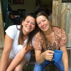 Meet your Posher, Dee